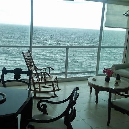 Apto En Cartagena Ed Puerto Azul Vista Al Mar Appartement Buitenkant foto